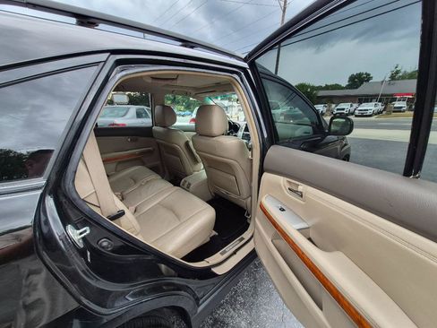 Used 2004 Lexus RX 330 w/ Premium Plus Pkg FWD image 12