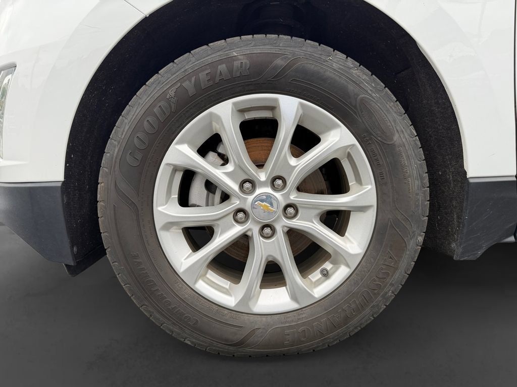 Used 2021 Chevrolet Equinox LS w/ LS Convenience Package FWD image 13