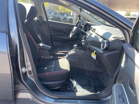 New 2025 Nissan Versa SR w/ Trunk Package image 25