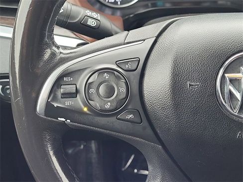 Used 2019 Buick Enclave Avenir w/ Avenir Technology Package image 12