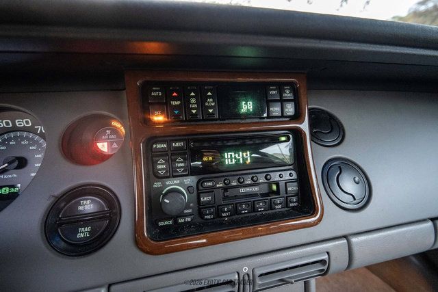 Used 1999 Buick Riviera Supercharged Coupe FWD image 47