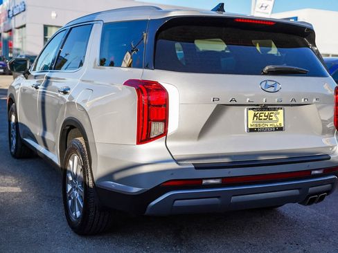Certified 2025 Hyundai Palisade SEL image 6