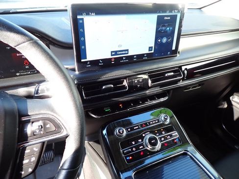 Certified 2023 Lincoln Nautilus AWD w/ Premium Package image 22