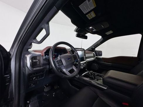 Used 2022 Ford F150 Lariat image 19