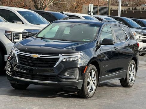 Used 2022 Chevrolet Equinox LT image 3