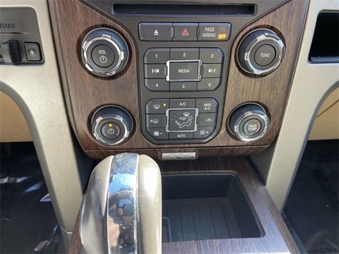 Used 2013 Ford F150 Lariat w/ Luxury Equipment Group image 21