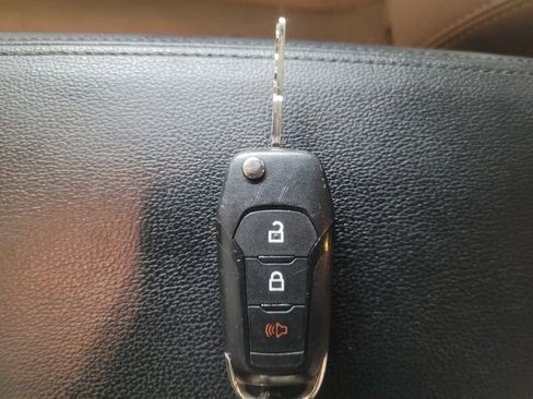 Used 2018 Ford Explorer 4WD image 32