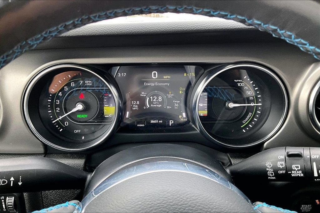 Used 2022 Jeep Wrangler Unlimited Rubicon 4xe w/ Cold Weather Group AWD/4WD image 19