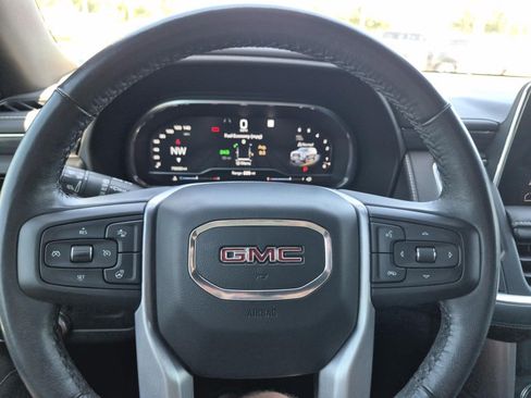 Certified 2022 GMC Yukon SLT w/ SLT Luxury Package RWD image 24