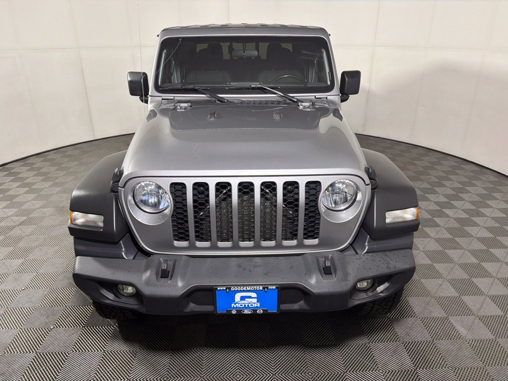 Used 2020 Jeep Gladiator Sport w/ Quick Order Package 24S AWD/4WD image 3