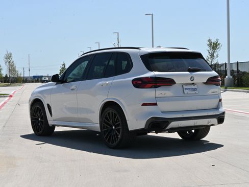 Used 2026 BMW X5 xDrive40i w/ Executive Package AWD/4WD image 7