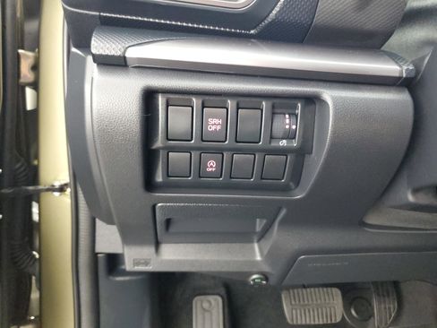 Used 2024 Subaru Forester Premium AWD/4WD image 28