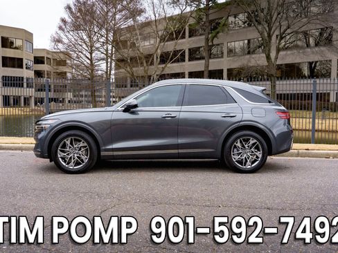 Used 2023 Genesis GV70 2.5T w/ Select Package image 9