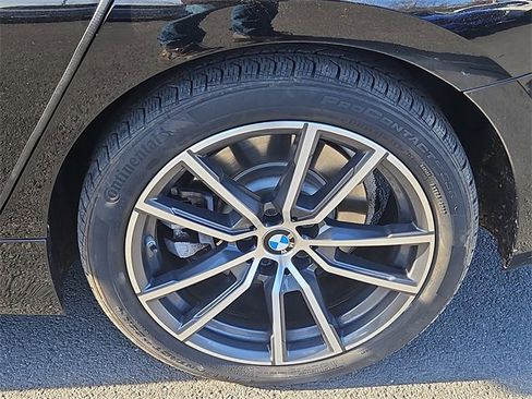 Used 2020 BMW 330i xDrive Sedan w/ Driving Assistance Package image 8