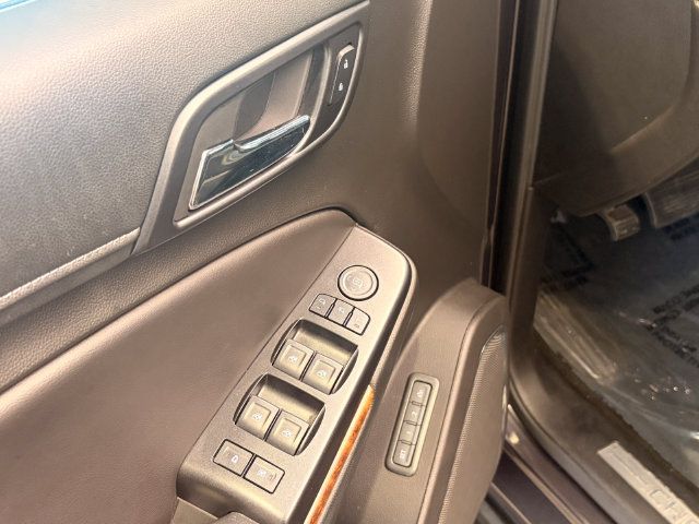 Used 2018 Chevrolet Tahoe Premier AWD/4WD image 11