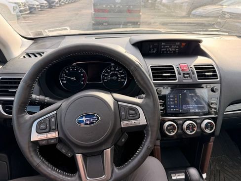 Used 2018 Subaru Forester 2.5i Touring AWD/4WD image 14