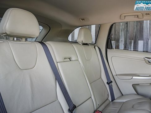 Used 2011 Volvo XC60 3.2 image 20