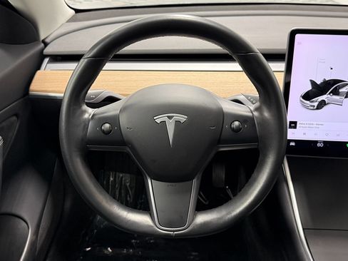 Used 2018 Tesla Model 3 Long Range RWD image 15