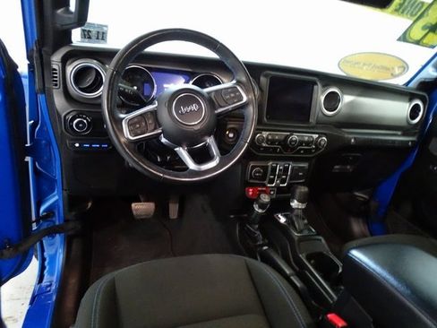 Certified 2023 Jeep Wrangler Unlimited Rubicon 4xe w/ Steel Bumper Group image 5