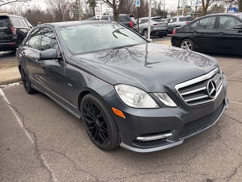 Used 2012 Mercedes-Benz E 350 4MATIC Sedan image 3