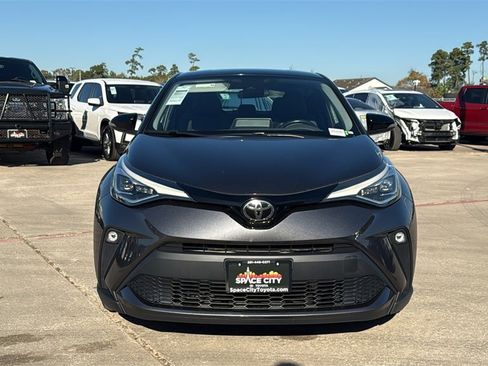 Used 2021 Toyota C-HR Limited image 2