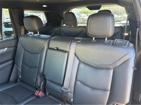 Certified 2022 Cadillac XT6 Luxury image 17