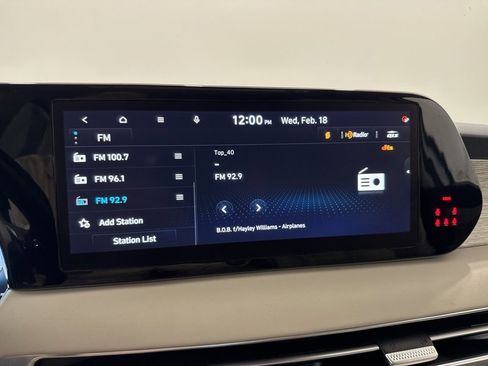 Used 2024 Hyundai Palisade Calligraphy image 35