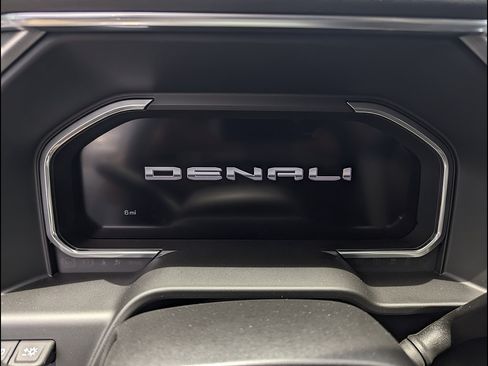 New 2026 GMC Sierra 2500 Denali w/ Denali Reserve Package AWD/4WD image 2
