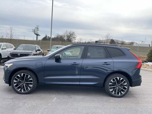 New 2026 Volvo XC60 T8 Ultra w/ Protection Package Premier image 4