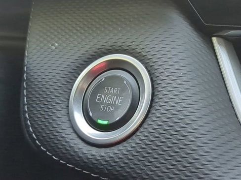 Used 2025 Chevrolet Equinox LT FWD image 26