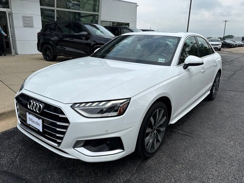 Used 2023 Audi A4 2.0T Premium w/ Convenience Package AWD/4WD image 2