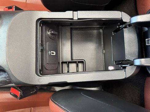 Used 2017 Ford Mustang GT Premium image 35