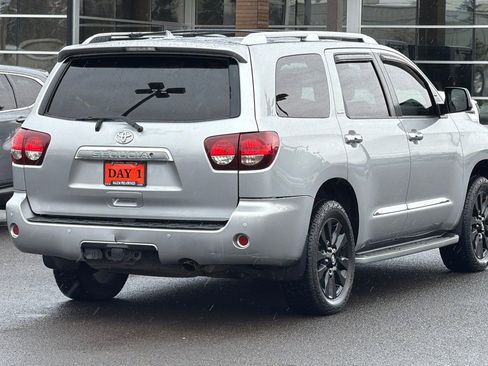 Used 2019 Toyota Sequoia Limited w/ Safety & Convenience Package AWD/4WD image 5