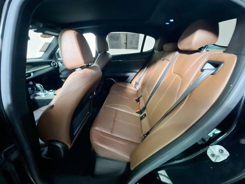 Used 2022 Alfa Romeo Stelvio Ti image 29