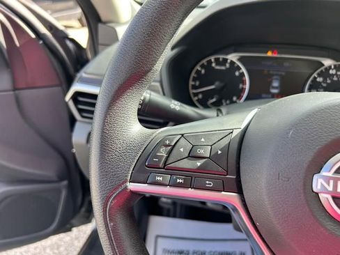Used 2023 Nissan Altima 2.5 SV FWD image 33