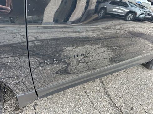 Used 2023 Chevrolet Equinox RS w/ LPO, Floor Liner Package FWD image 13