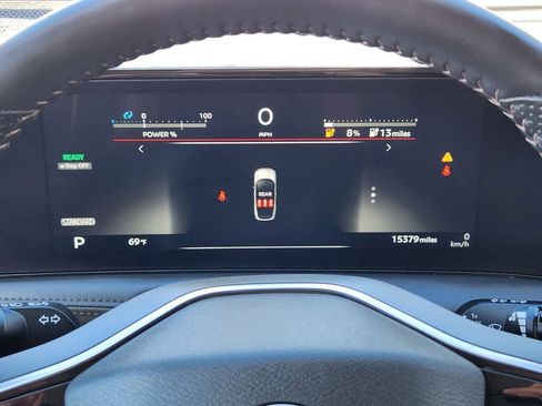 Used 2023 Nissan Ariya AWD image 12