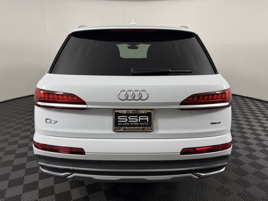 Used 2023 Audi Q7 3.0T Premium AWD/4WD image 5