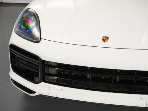 Used 2019 Porsche Cayenne Turbo AWD/4WD image 8