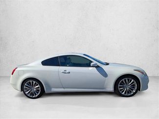 Used 2008 INFINITI G37 Journey video 4