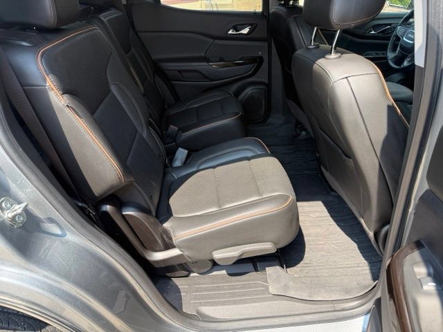 Used 2023 GMC Acadia AT4 w/ Technology Package AWD/4WD image 21