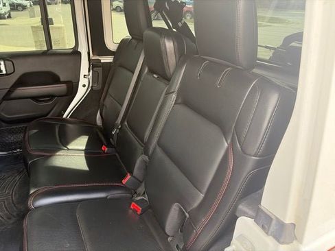 Used 2020 Jeep Wrangler Unlimited Rubicon w/ Dual Top Group AWD/4WD image 10