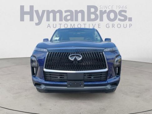 New 2025 INFINITI QX80 Luxe image 8