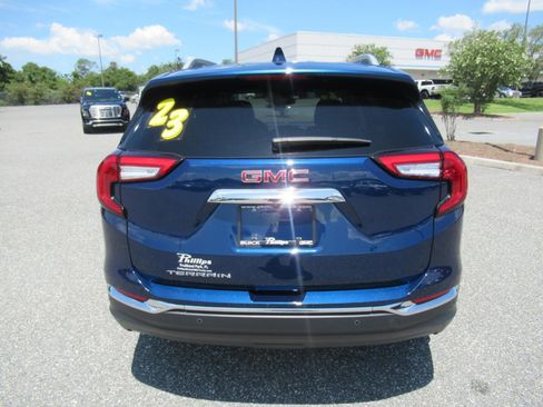 Used 2023 GMC Terrain SLT FWD image 6