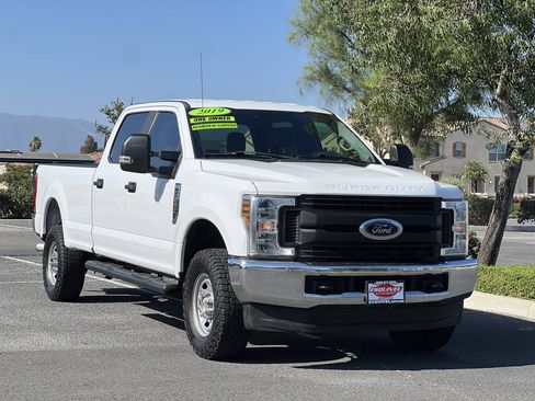 Used 2019 Ford F250 XL w/ Power Equipment Group AWD/4WD image 1