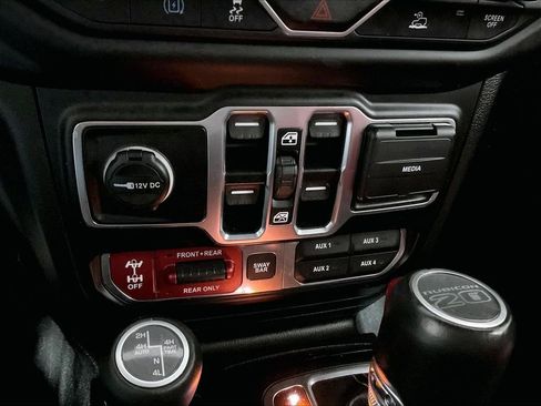 Used 2023 Jeep Wrangler Unlimited Rubicon 4xe AWD/4WD image 26