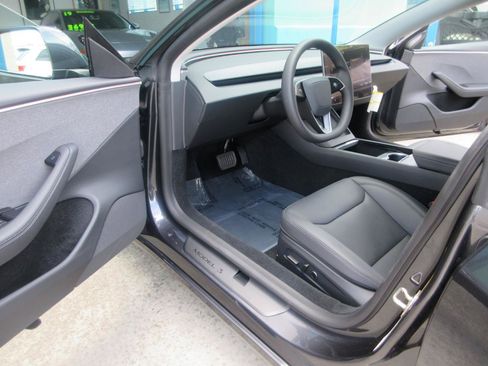Used 2024 Tesla Model 3 RWD image 8