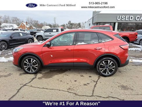 Certified 2022 Ford Escape SE w/ SE Sport Appearance Package image 2