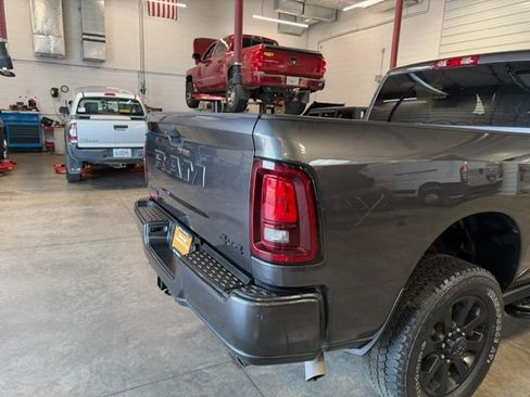 Used 2025 RAM 2500 Big Horn AWD/4WD image 11