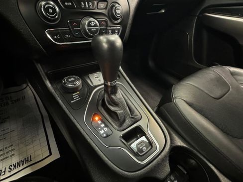 Used 2021 Jeep Cherokee Latitude Lux w/ Sun & Sound Group image 50